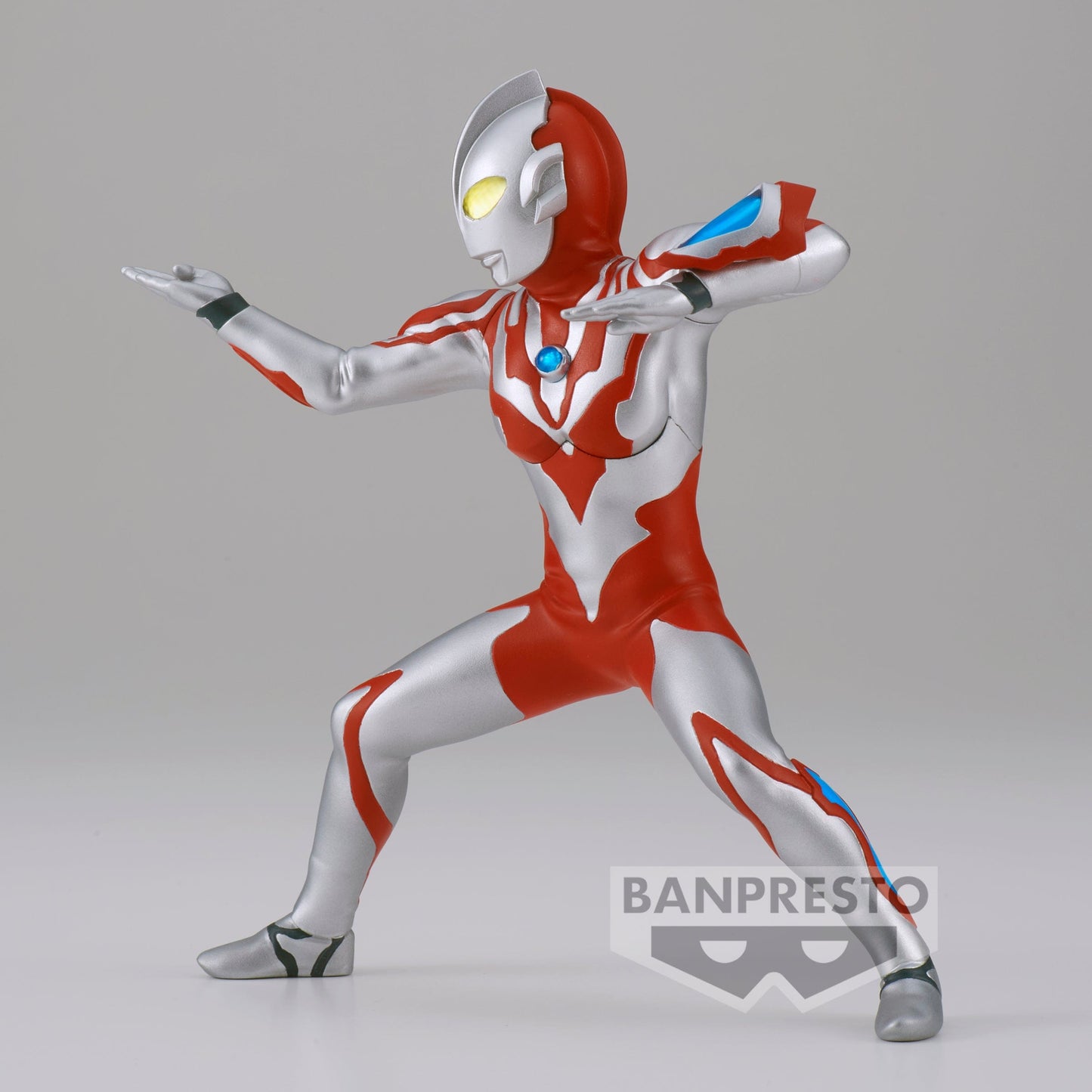 BANPRESTO Ultra Galaxy Fight Ultraman Ribut Hero's Brave Statue Figure