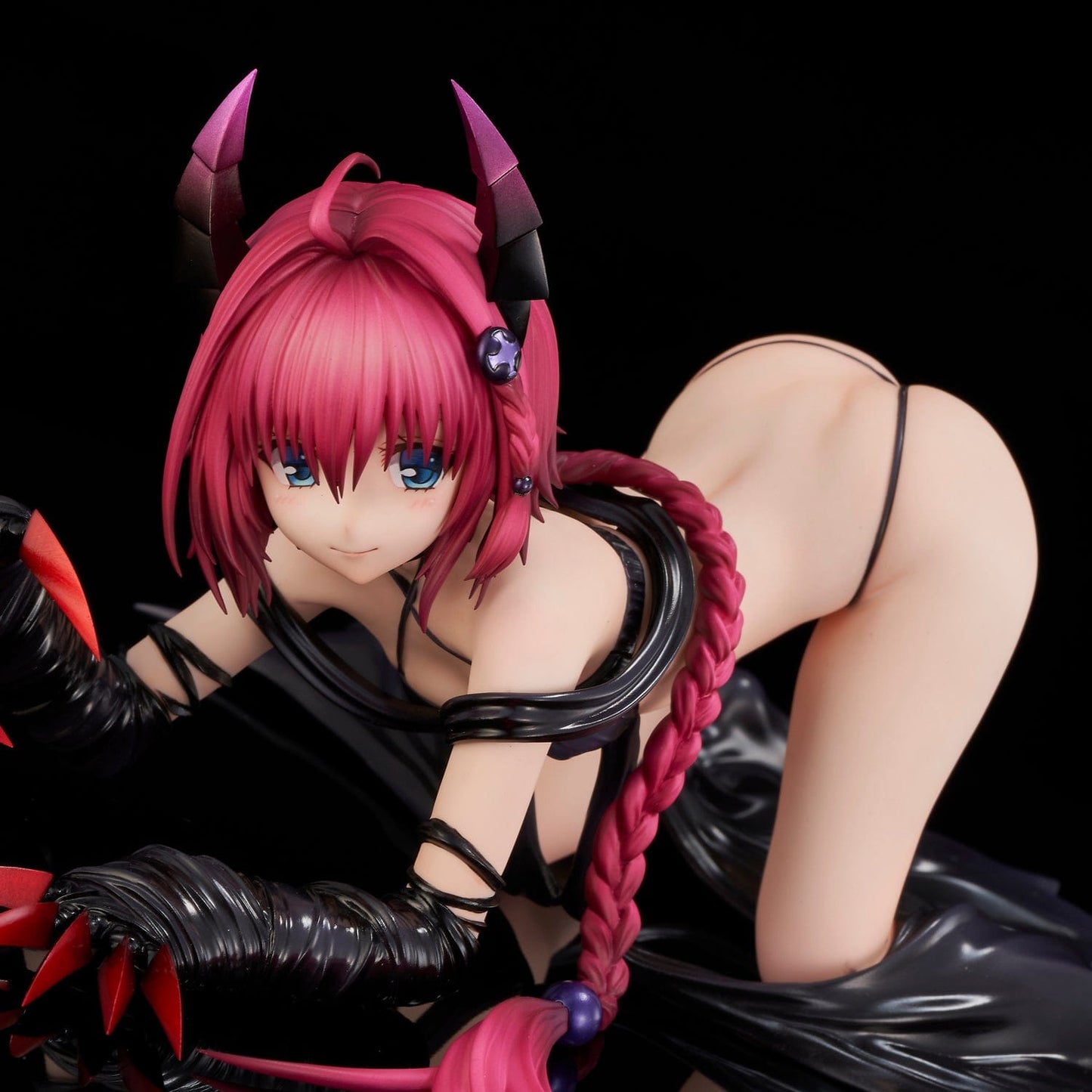 UNION CREATIVE To Love-Ru Darkness - Mea Kurosaki (Darkness Ver.) 1/6 Scale Figure