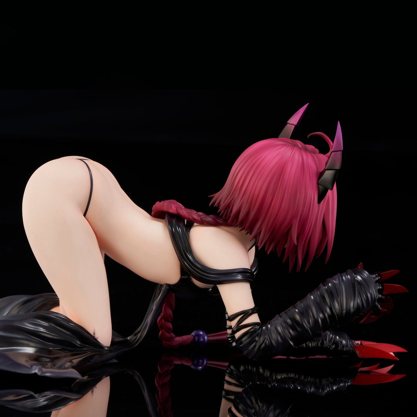 UNION CREATIVE To Love-Ru Darkness - Mea Kurosaki (Darkness Ver.) 1/6 Scale Figure