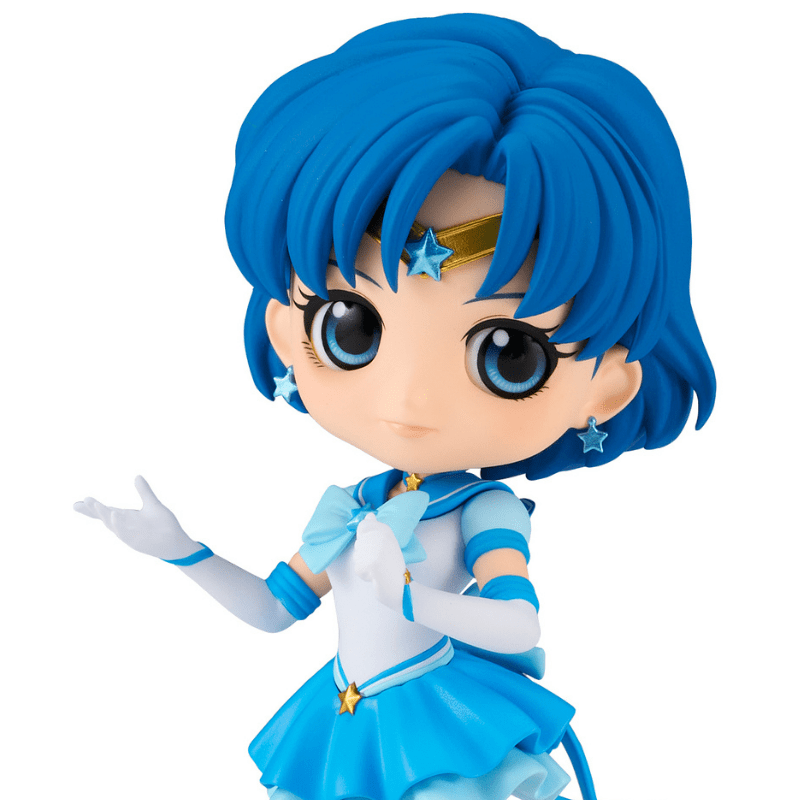 BANPRESTO Sailor Moon Cosmos Q Posket Eternal Sailor Mercury Figure (Ver. A)