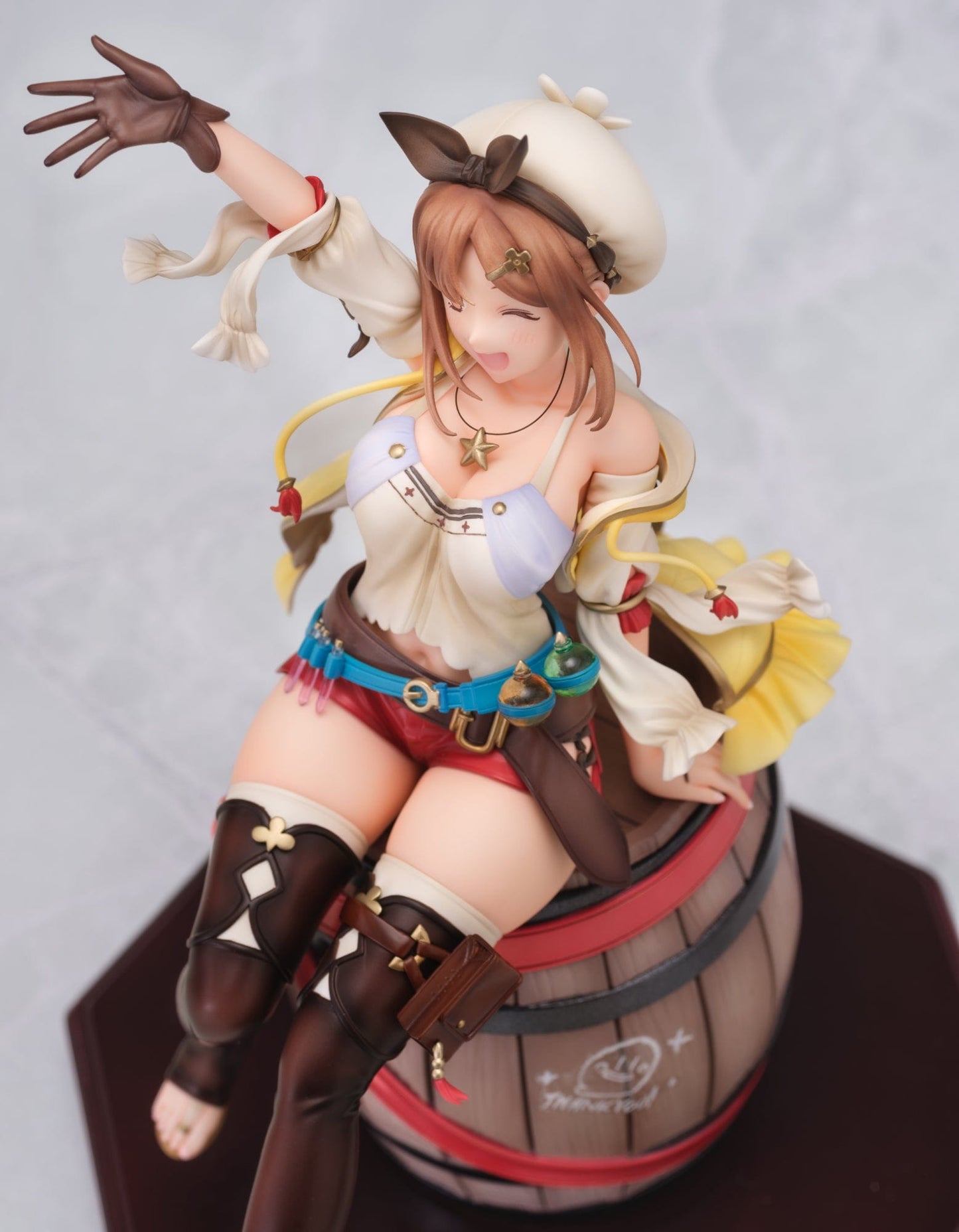 AMIAMI Atelier Ryza: Ever Darkness & the Secret Hideout Ryza "Atelier" Series 25th Anniversary ver. DX Edition