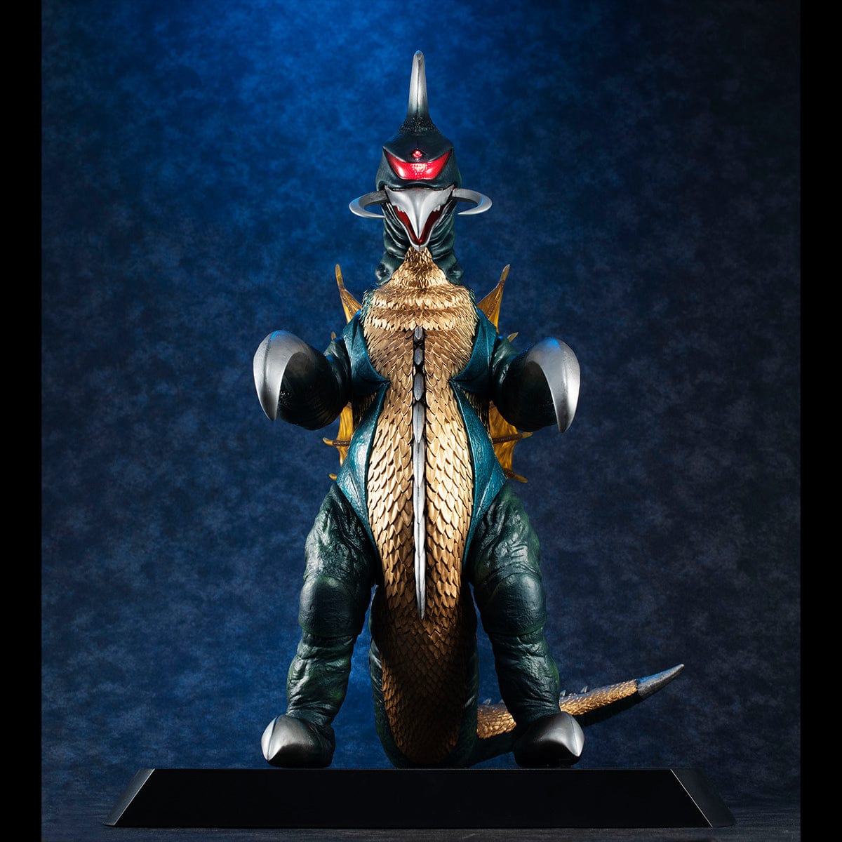 MEGAHOUSE Ultimate Article Monsters: Gigan (1972)