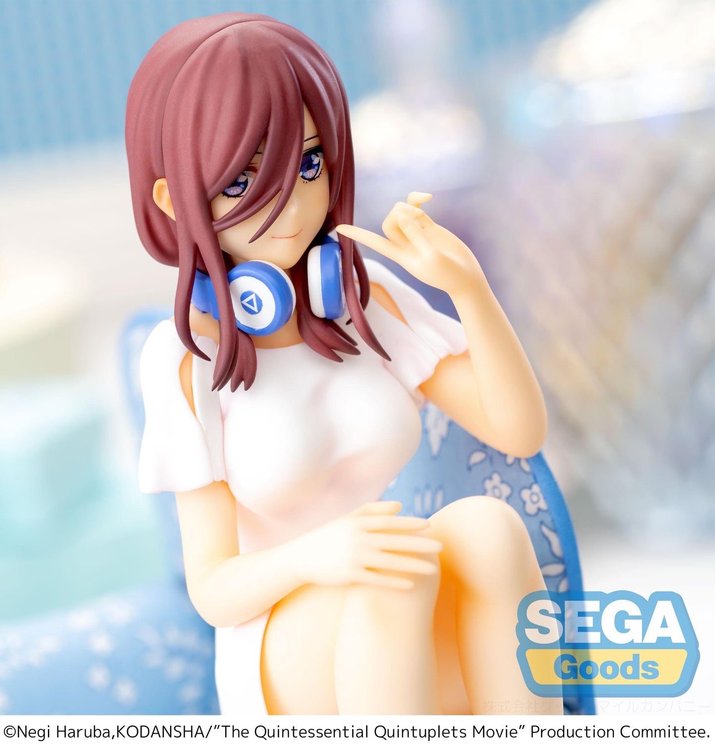 SEGA The Quintessential Quintuplets Miku Nakano Premium Perching Figure