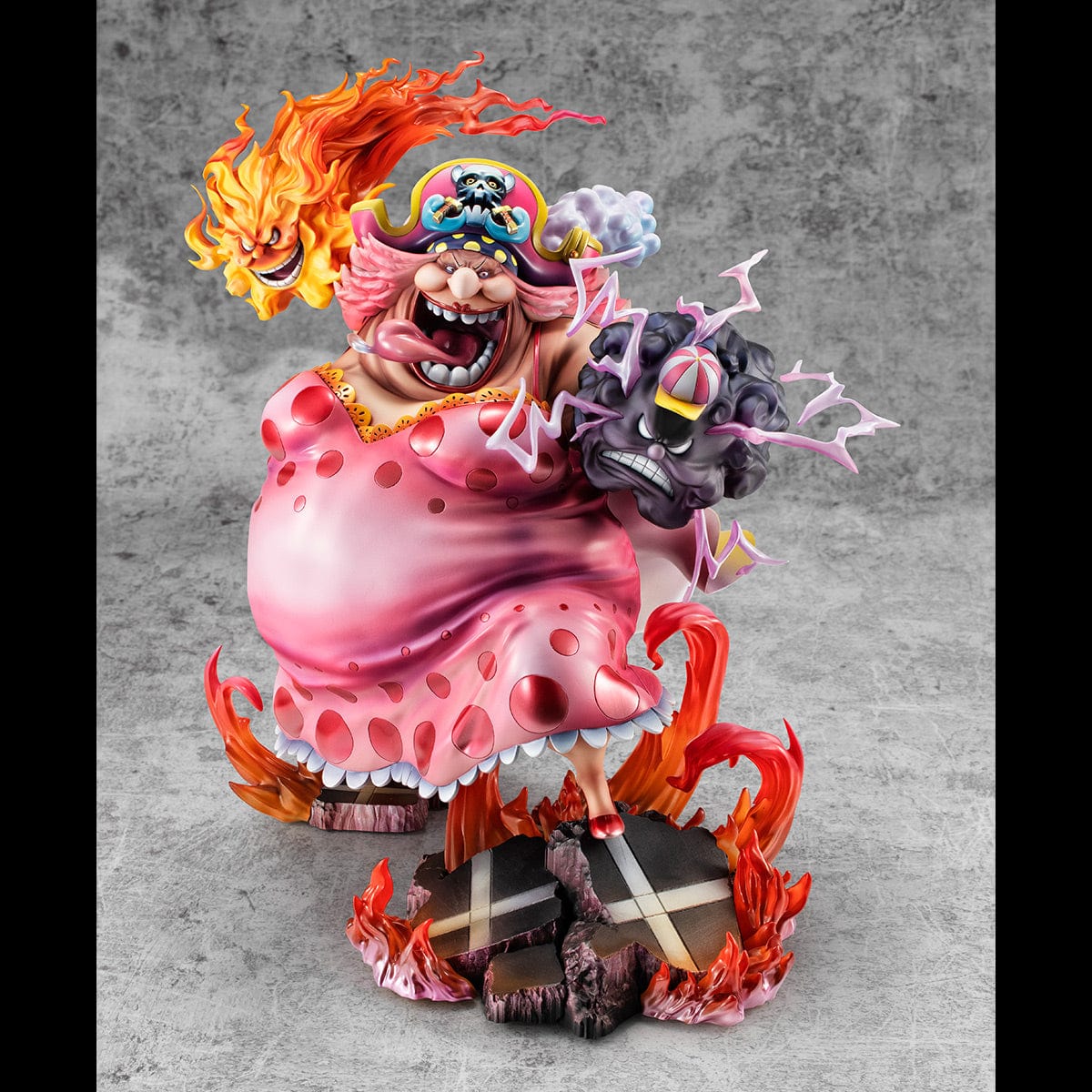 MEGAHOUSE Portrait.Of.Pirates ONE PIECE "WA-MAXIMUM”: Great Pirate "Big Mom" Charlotte Linlin