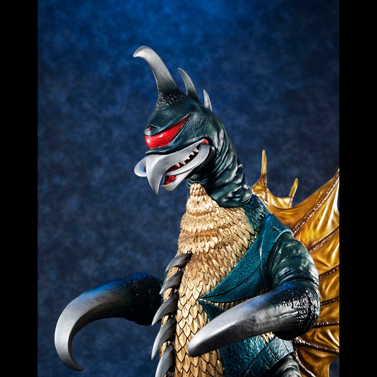 MEGAHOUSE Ultimate Article Monsters: Gigan (1972)