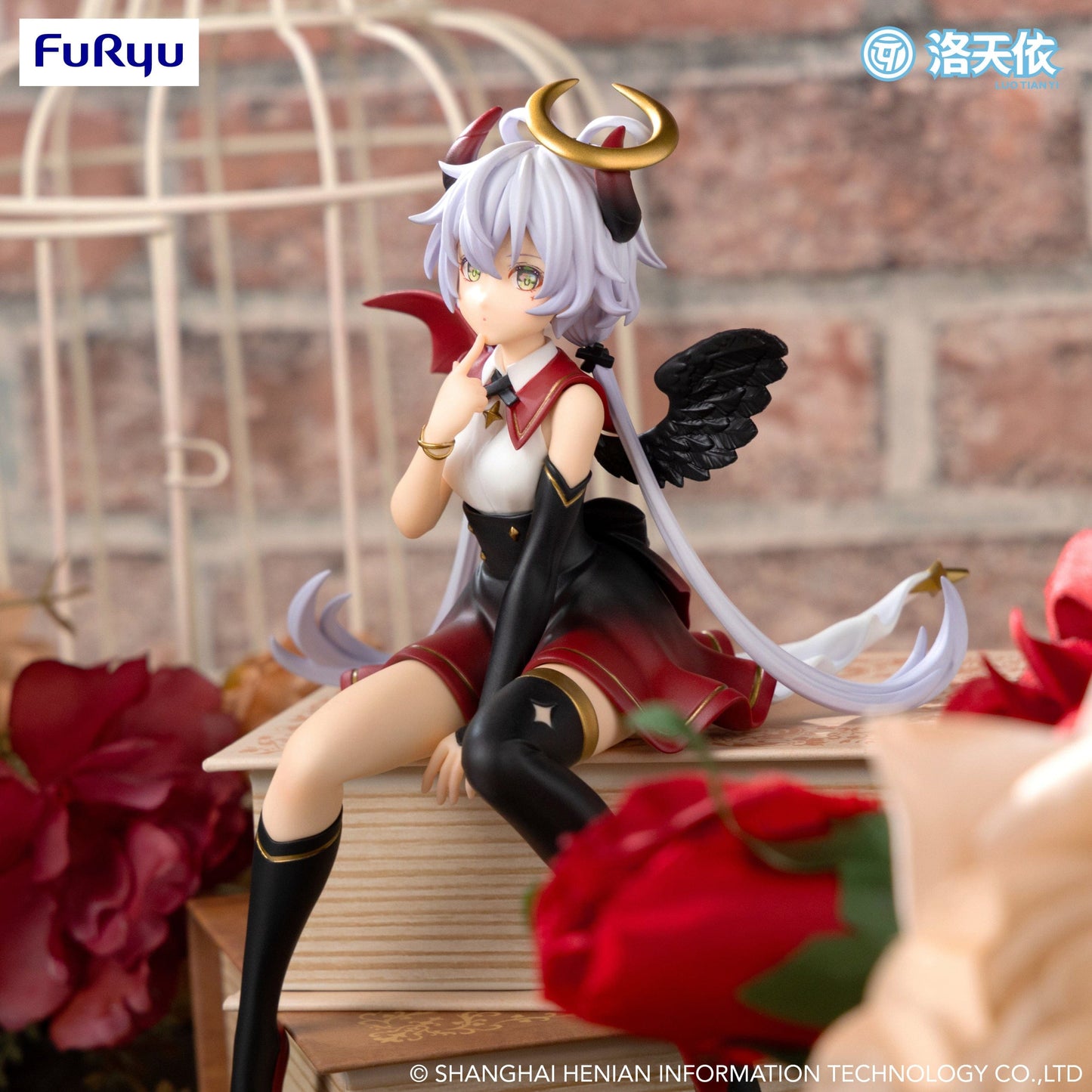 FURYU LUO TIAN YI V Singer Luo Tian Yi (Fallen Angel ver.) Noodle Stopper Figure