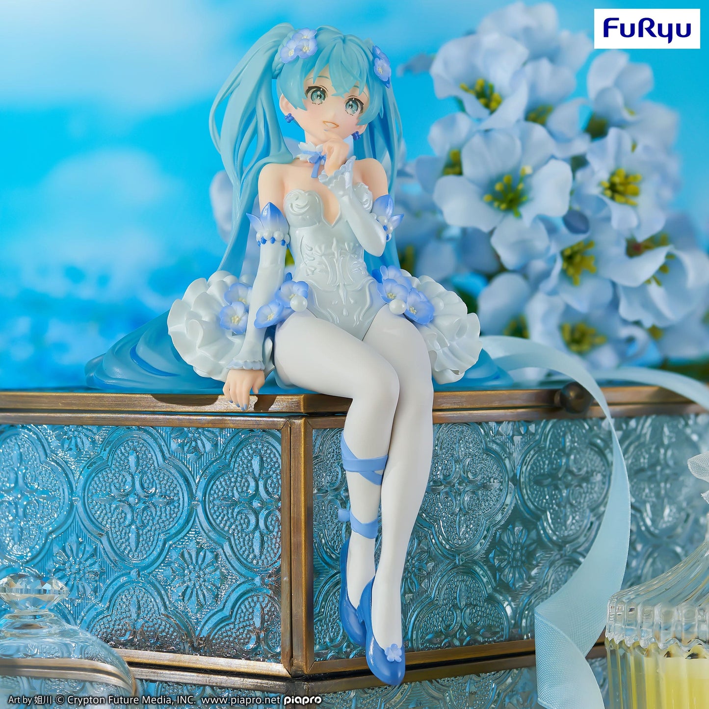 FURYU Hatsune Miku (Flower Fairy Nemophila) Noodle Stopper Figure