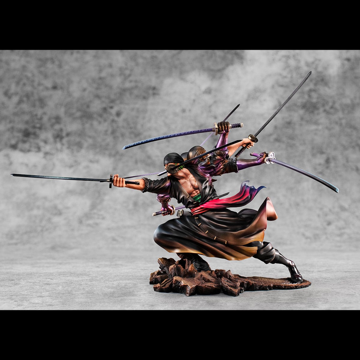 MEGAHOUSE Portrait.Of.Pirates ONE PIECE "WA-MAXIMUM”: Roronoa Zoro Demon Aura Nine-Sword Style Asura